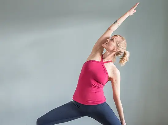 Yogaübung - Monika Schindlbeck